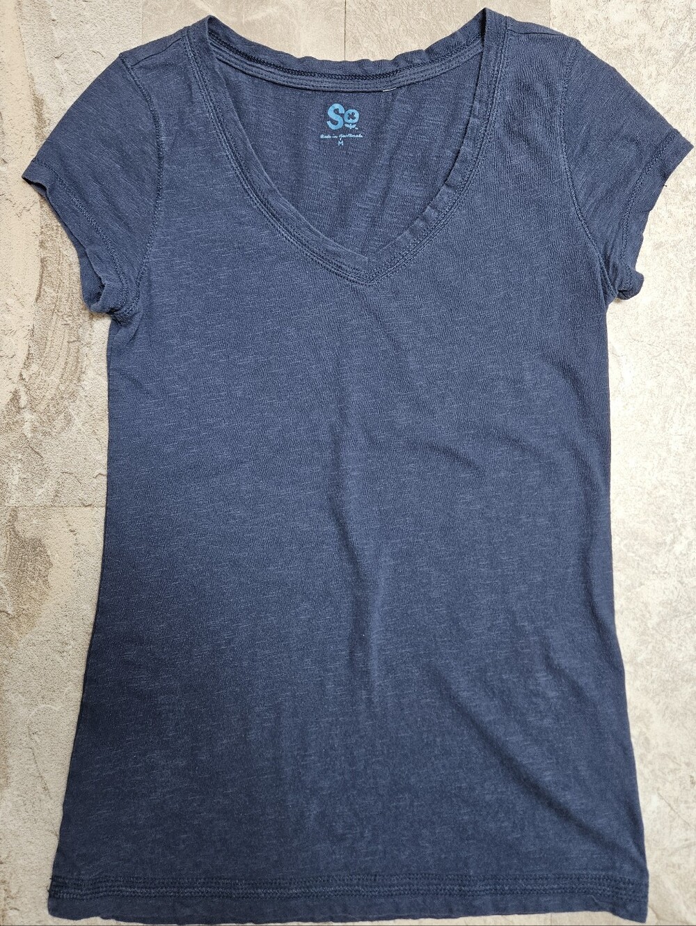 Navy Blue V-neck. EUC.